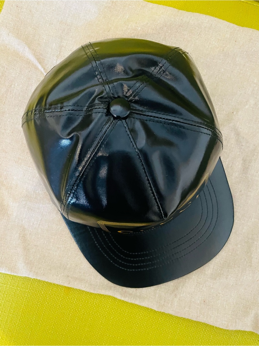 Gucci Black Logo Baseball Cap with Patent Brim - Picture 5 of 7